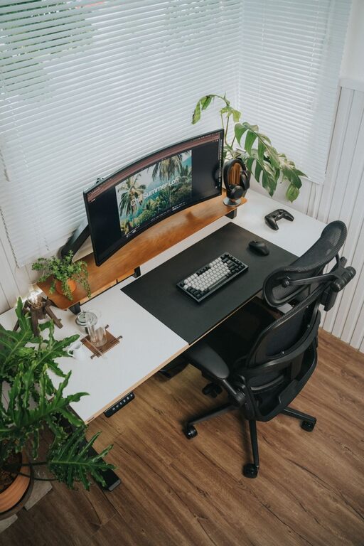 Desk Setup Tips for Focus and Comfort